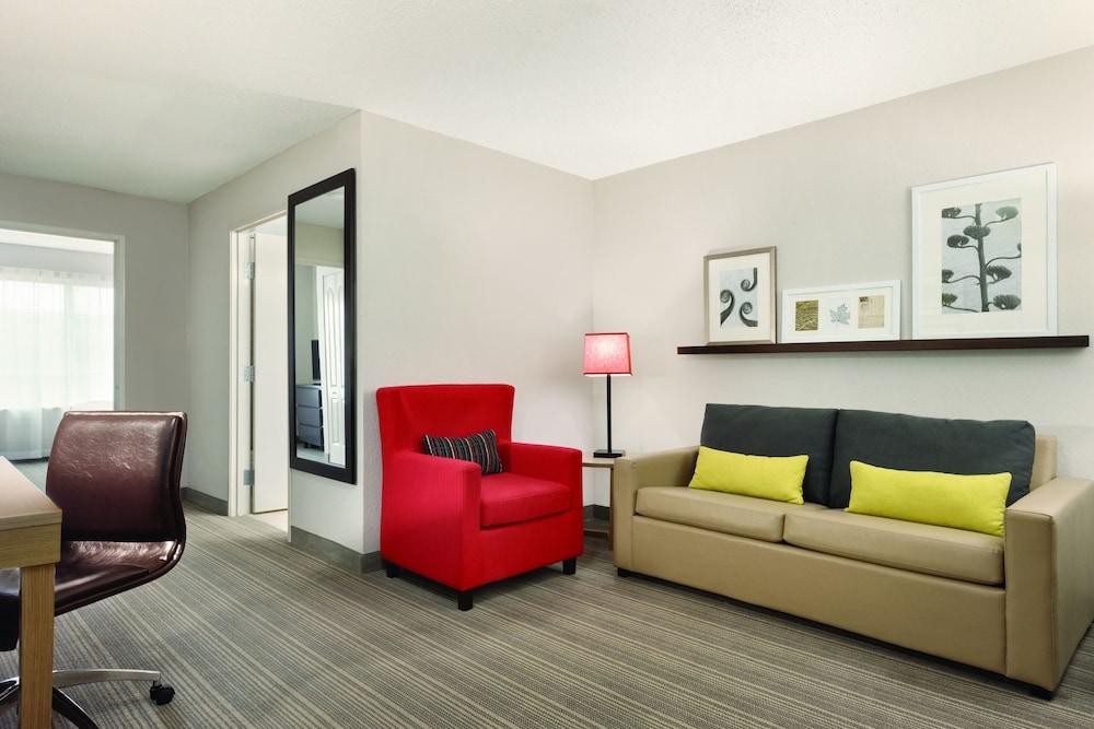 Country Inn & Suites by Radisson, Springfield Southeast photo 5