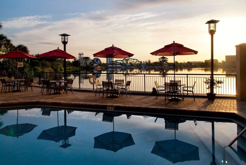 Ramada Plaza Resort & Suites by Wyndham Orlando Intl Drive photo 15