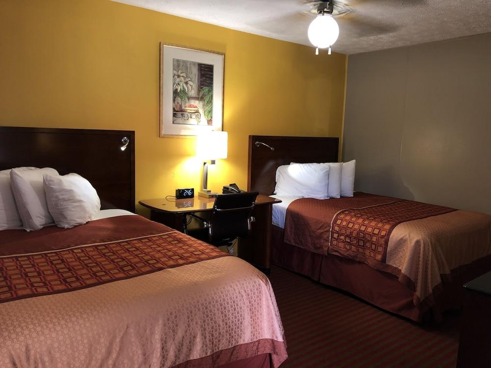 Ellijay Inn photo 10