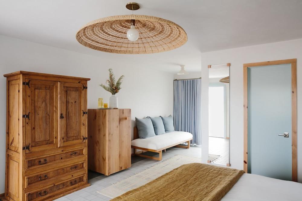 Daunt's Albatross Motel photo 15