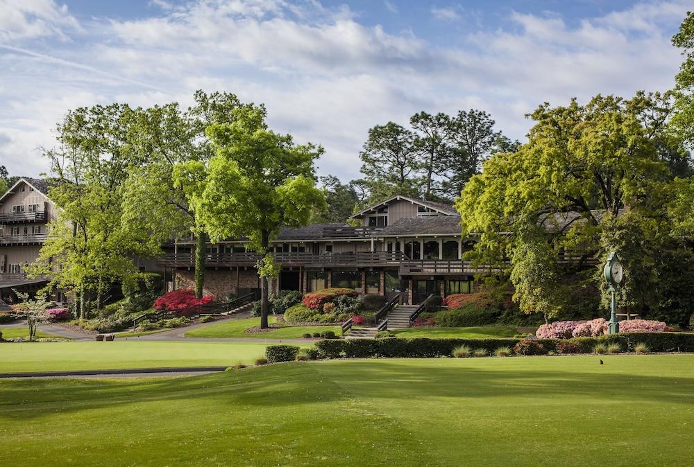 Pine Needles Lodge & Golf Club — hotel in Southern Pines