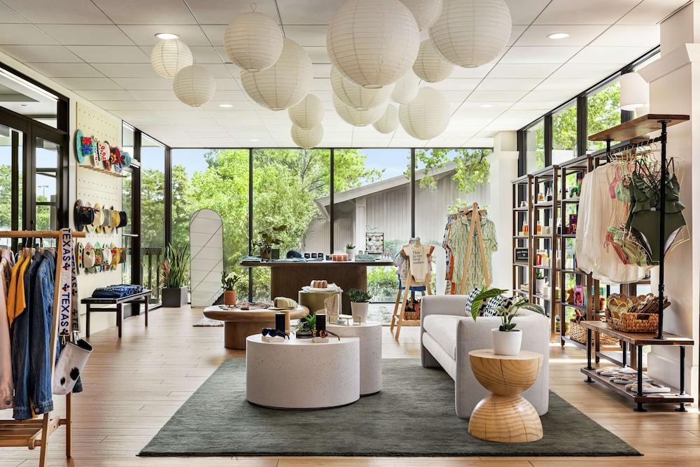 The Woodlands Resort, Curio Collection by Hilton photo 79