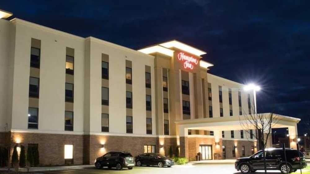 Hampton Inn Big Rapids photo 3