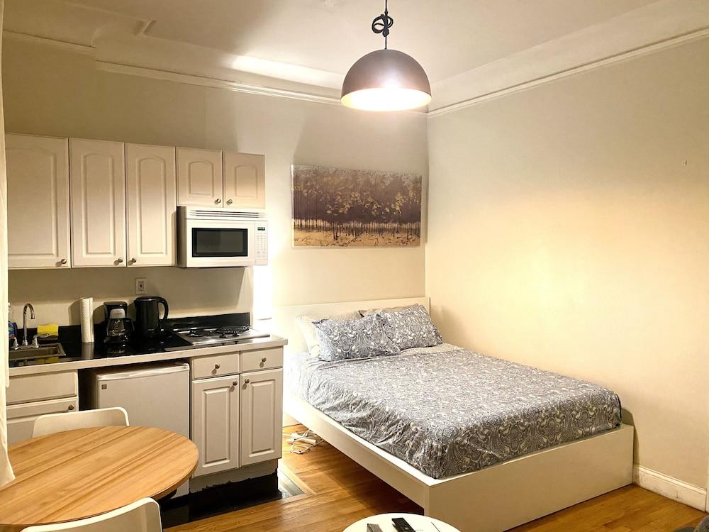 The Nomad Suites & Apartments photo 16