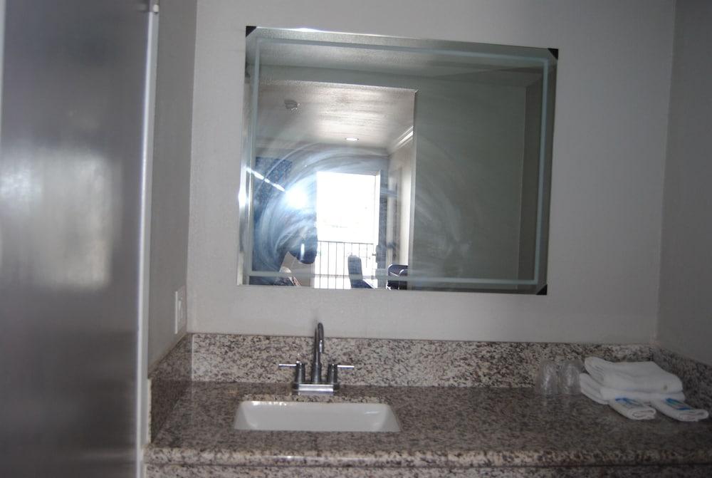 La Puente Inn photo 54