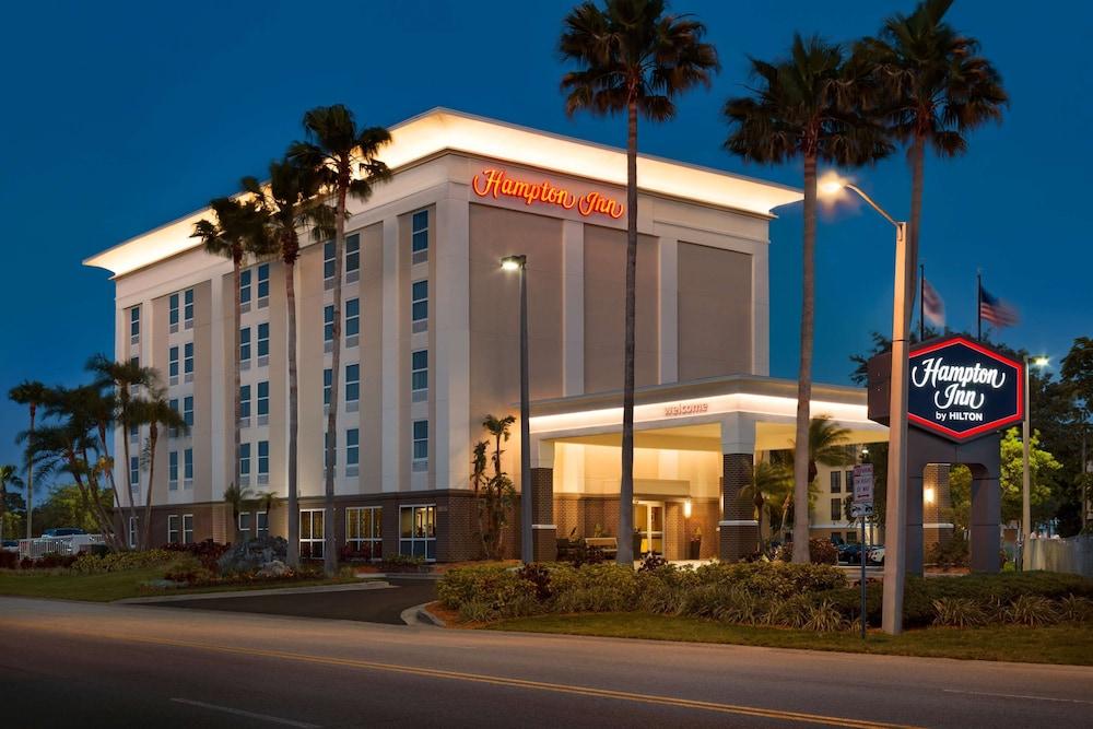 Hampton Inn Tampa/Rocky Point-Airport photo 22