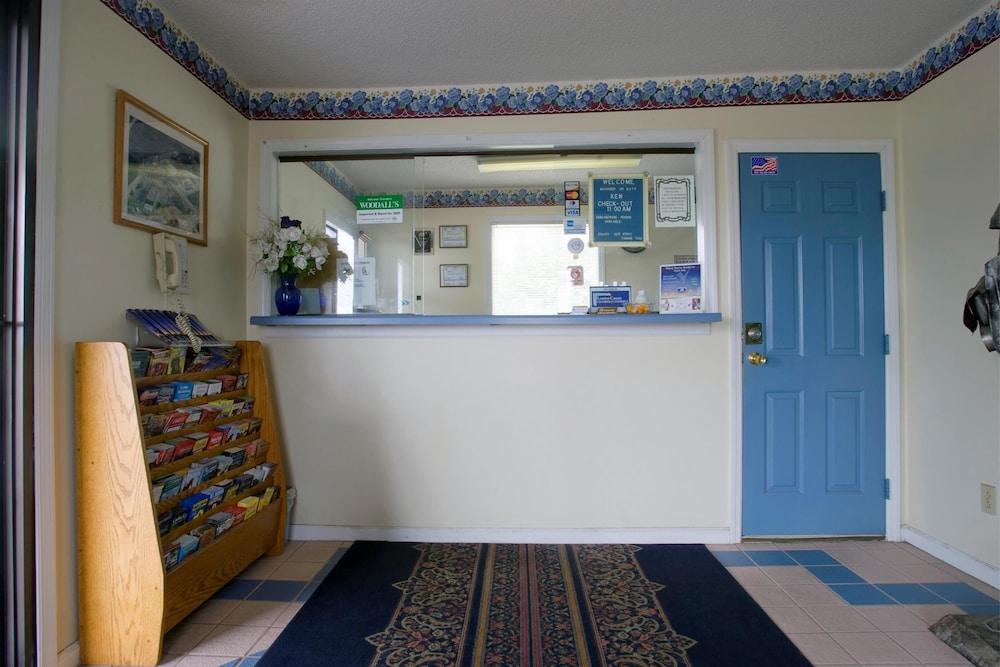 Americas Best Value Inn Loudon Lenoir City photo 10