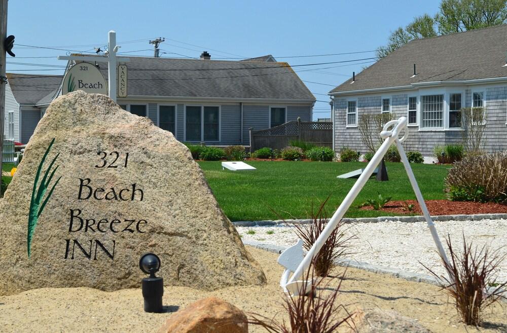 Beach Breeze Inn photo 69