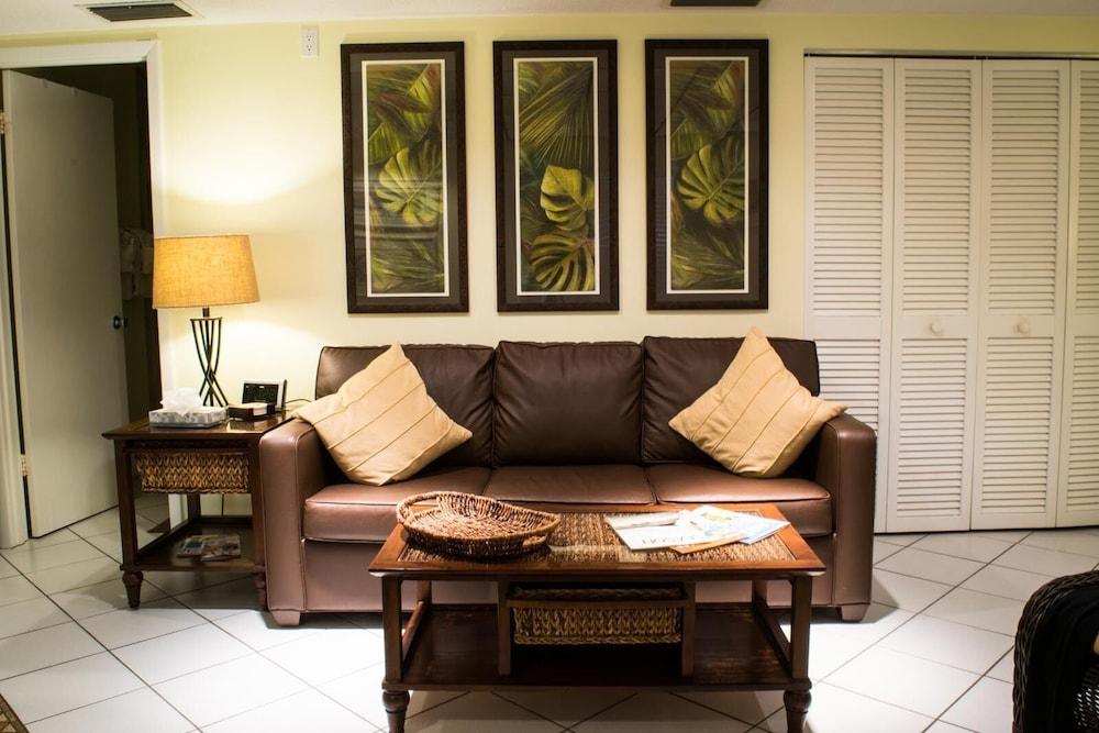 Siesta Palms By the Beach photo 66