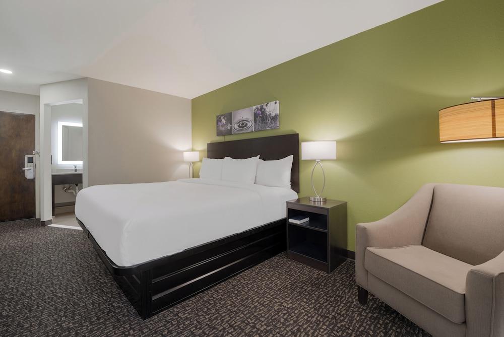 Sleep Inn Madison photo 11