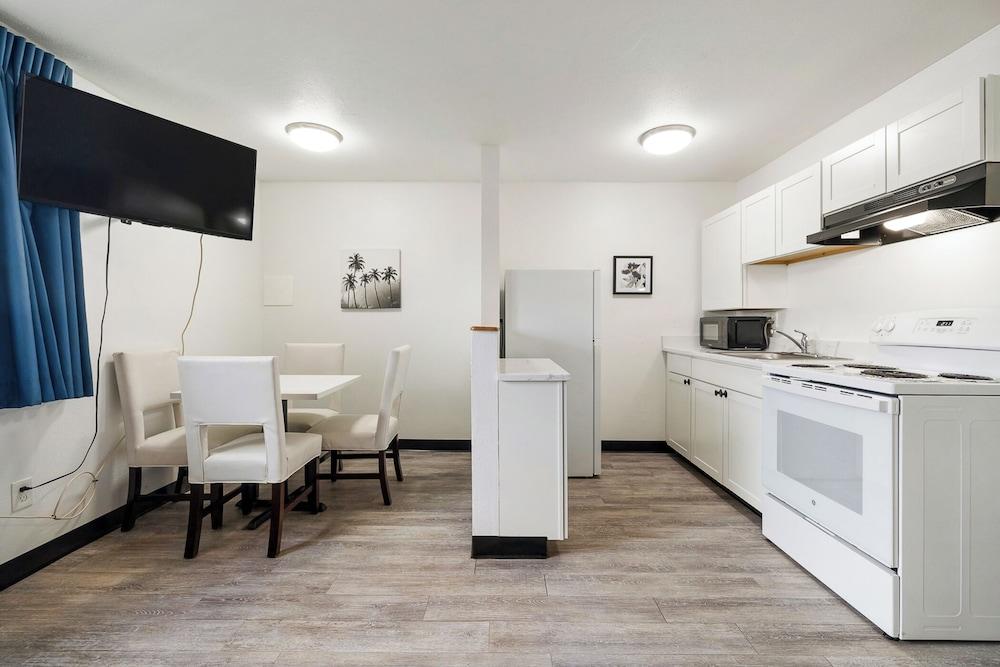 Kennewick Inn & Suites Tri Cities photo 13