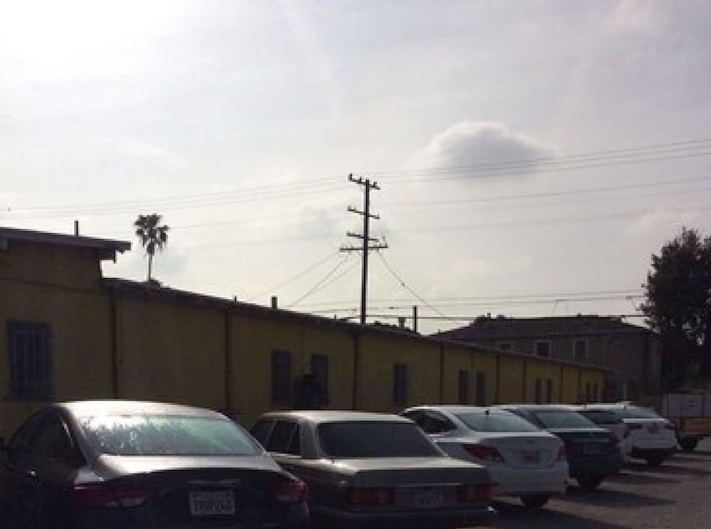 Pavilions Motel photo 38