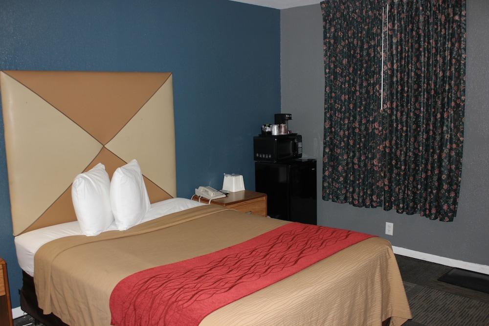 Econo Lodge Oskaloosa photo 48