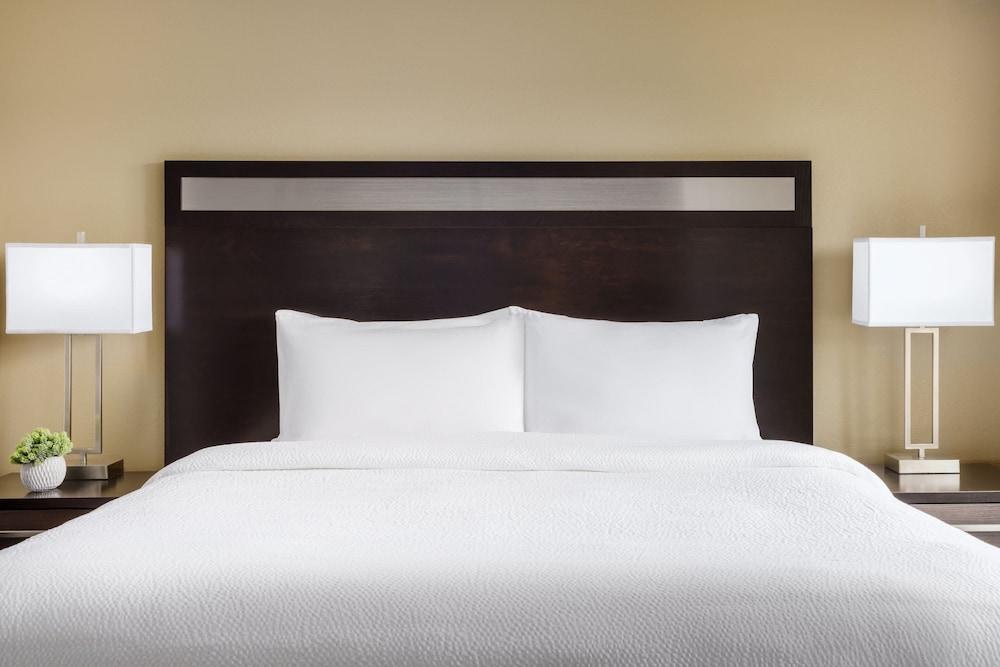 Residence Inn by Marriott Boston-Franklin photo 14