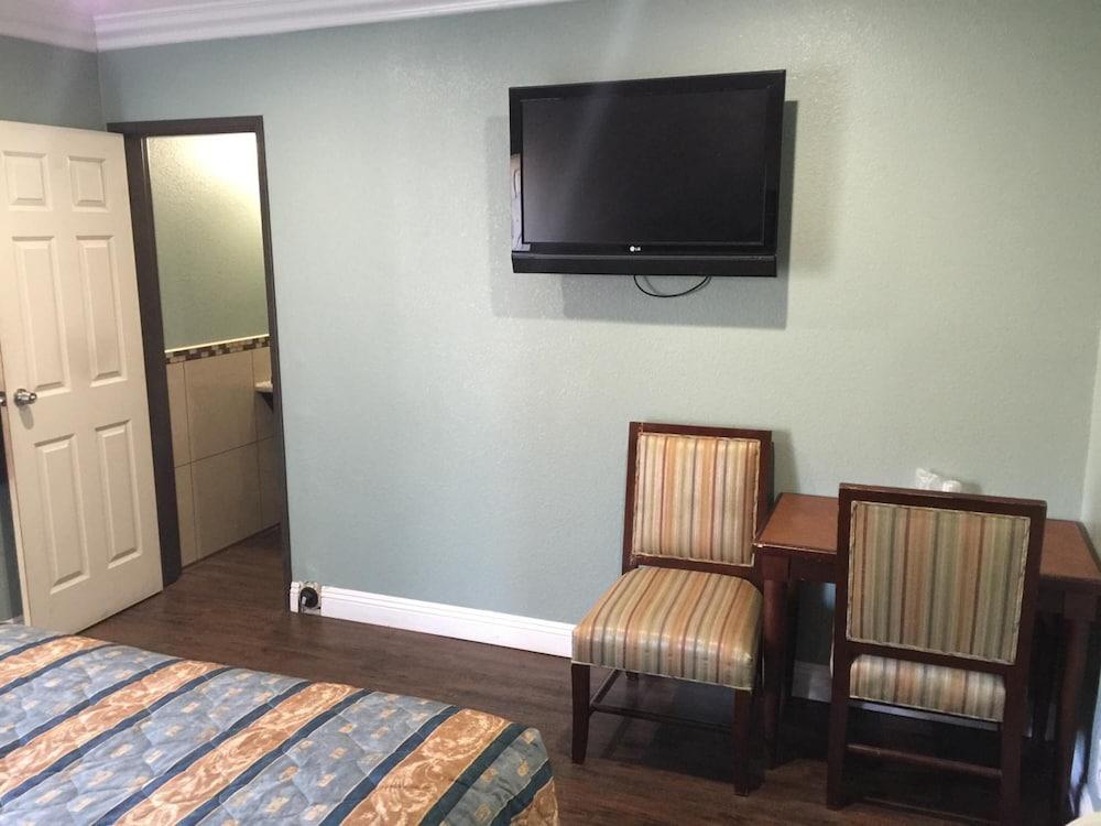 Park Motel photo 8