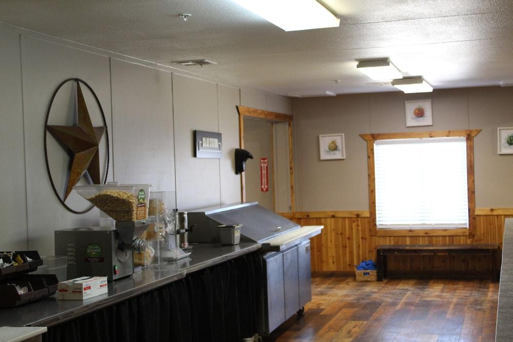 Target Hospitality-Delaware Lodge Orla photo 49