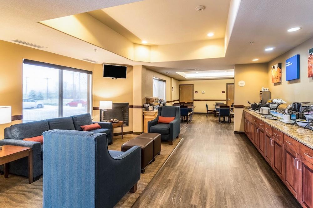 Comfort Inn & Suites Rifle photo 18