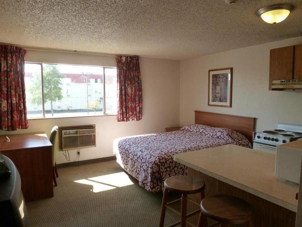 Sunshine Motel II photo 12