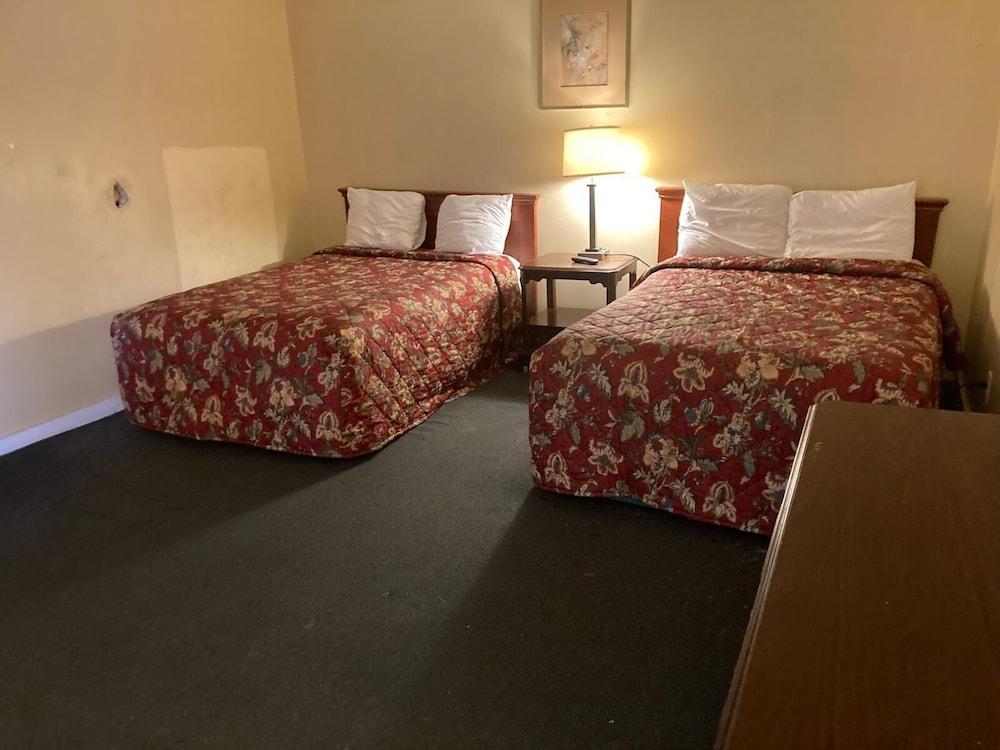 Skyline Motel By OYO Waynesboro US 250 photo 11