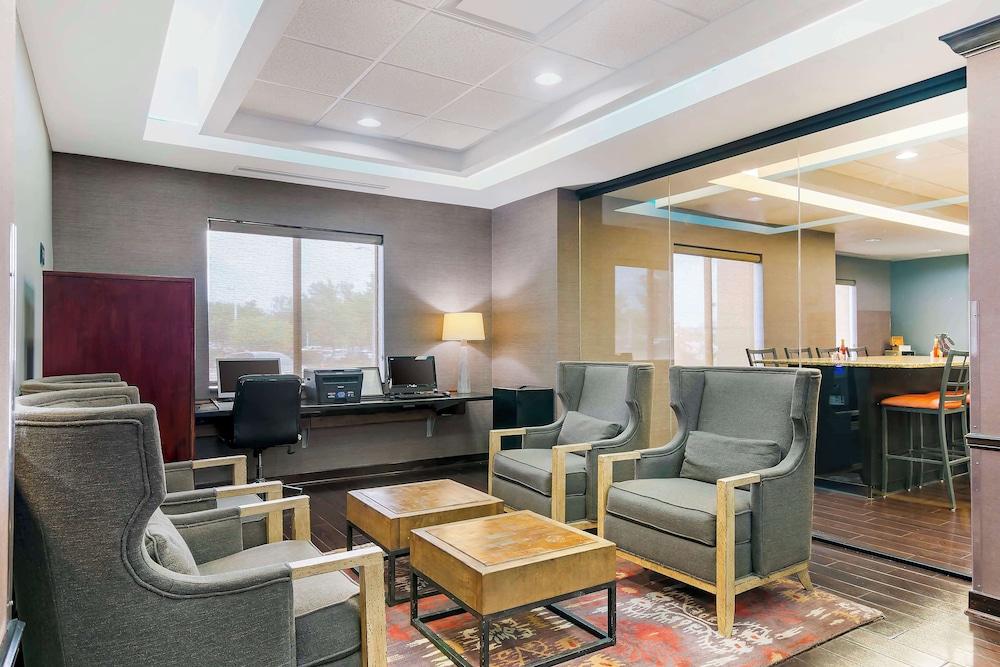 Best Western Plus Olathe Hotel photo 31