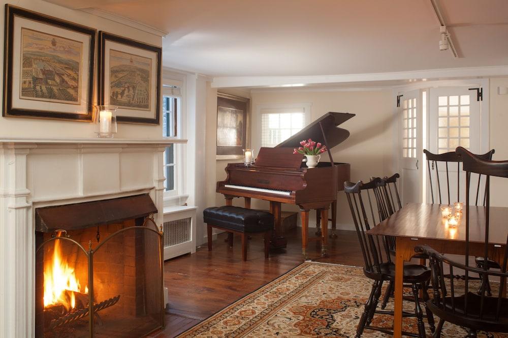 Garden Gables Inn photo 22
