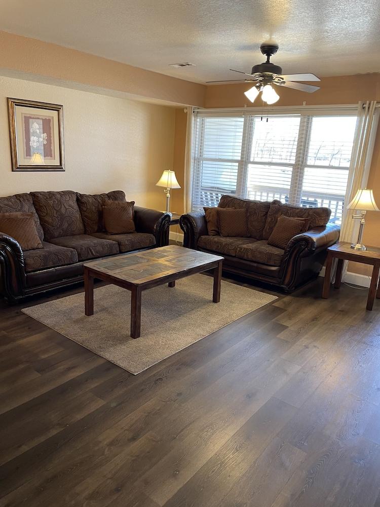 Crown Point Resort photo 12