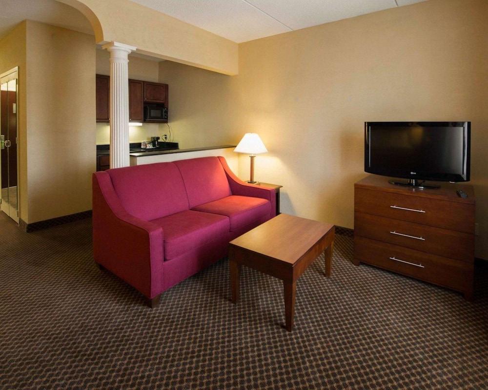 Comfort Inn & Suites Morganton South photo 20