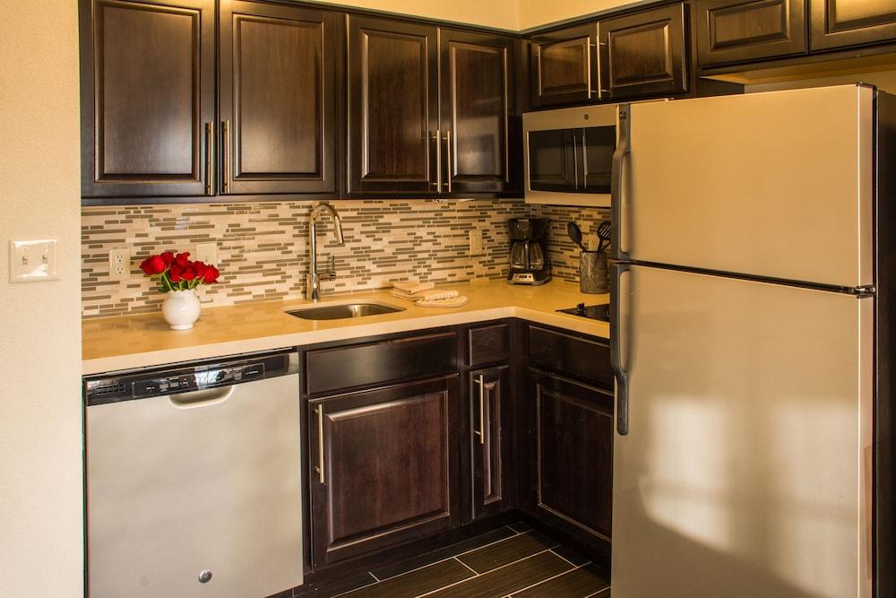 Staybridge Suites Schererville by IHG photo 24