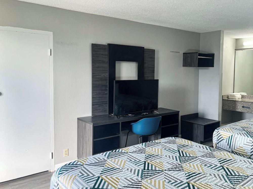 Motel 6 Lugoff, SC photo 4