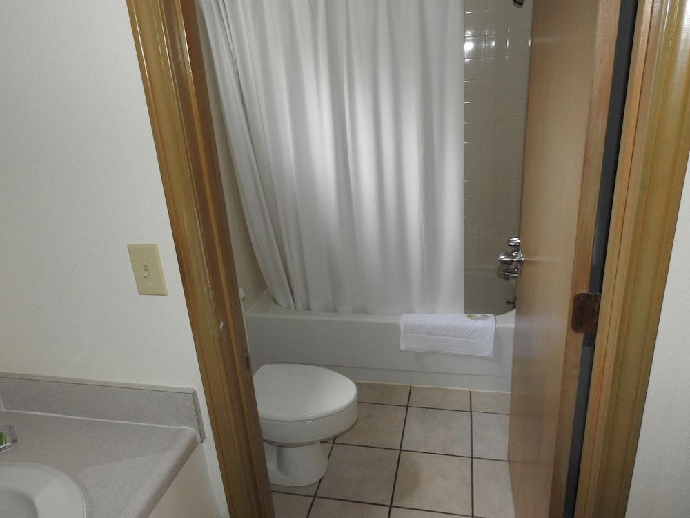 Edelweiss Inn photo 29