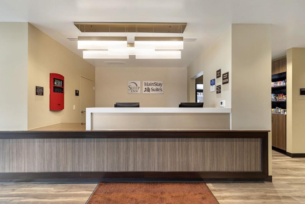 Sleep Inn Lancaster Dallas South photo 3