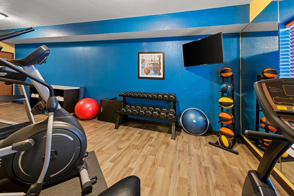 Quality Inn Warrensburg photo 26