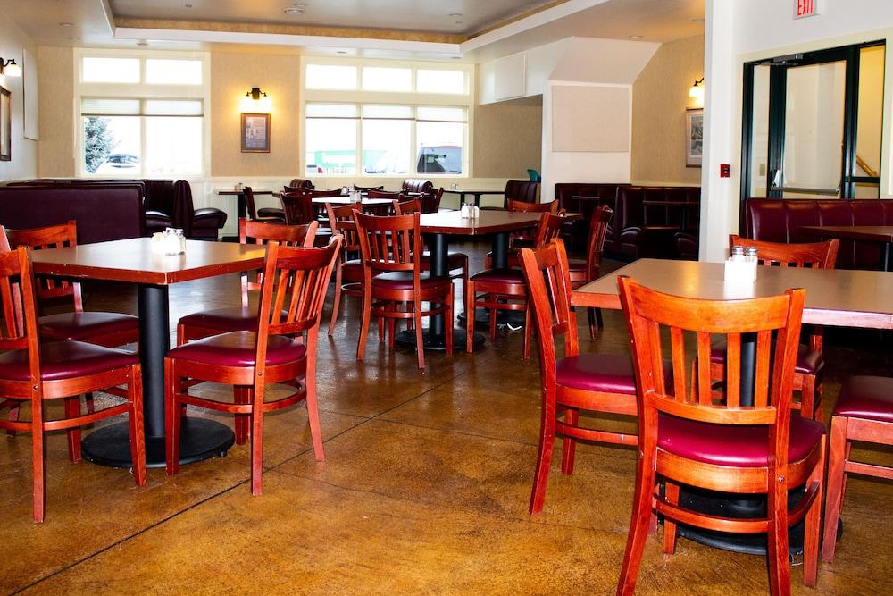 Inn at Lander, Travelodge by Wyndham photo 51