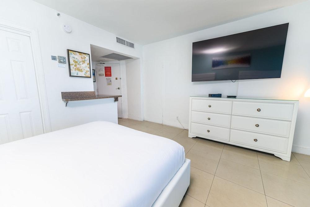 SeaStays Apartments photo 53