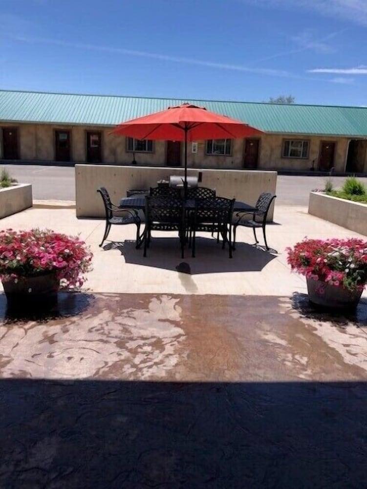 CB&M Executive Suites photo 52