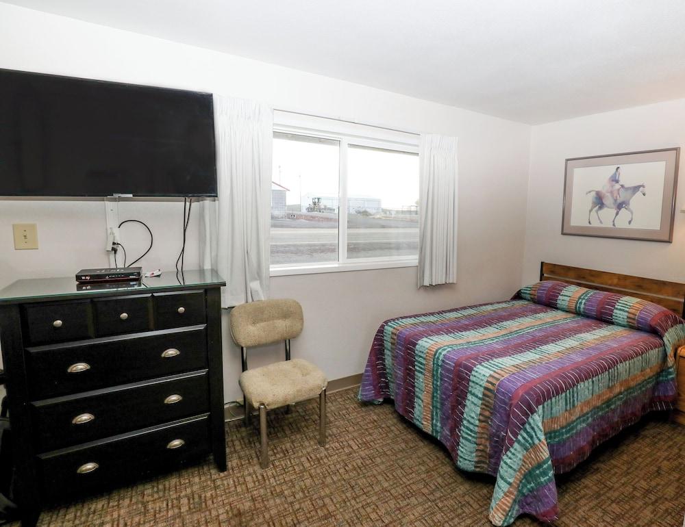 Condon Motel photo 13
