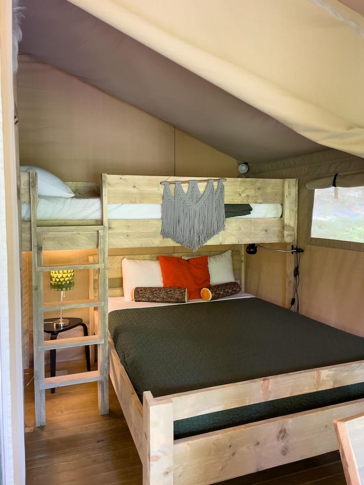 Emberglow Outdoor Resort photo 43