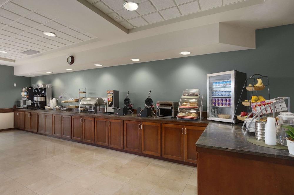 Wingate by Wyndham - Round Rock photo 21