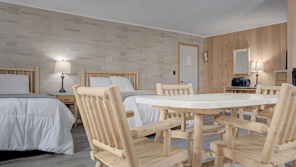 North Creek Lodge at Gore Mountain photo 42