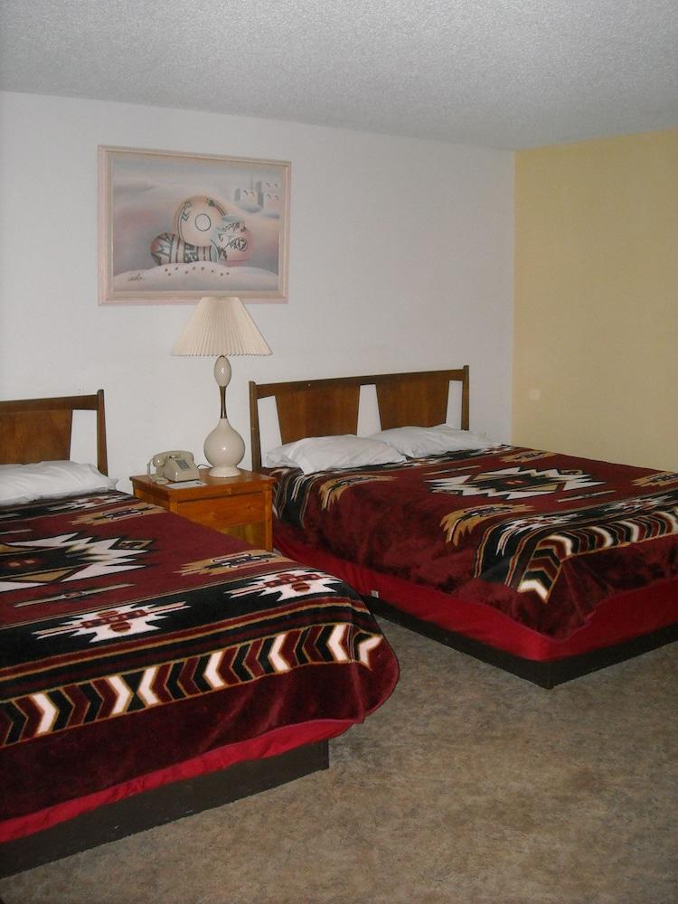 Stagecoach 66 Motel photo 12