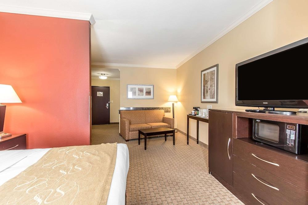 Comfort Suites Lawton Near Fort Sill photo 20