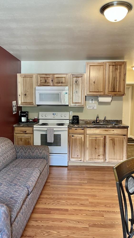 Denali Rainbow Village RV Park and Motel photo 76
