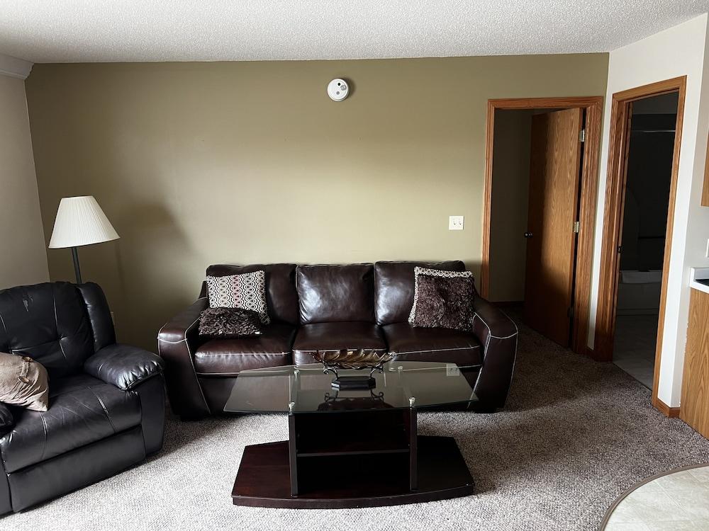 Budget Host Inn & Suites photo 21