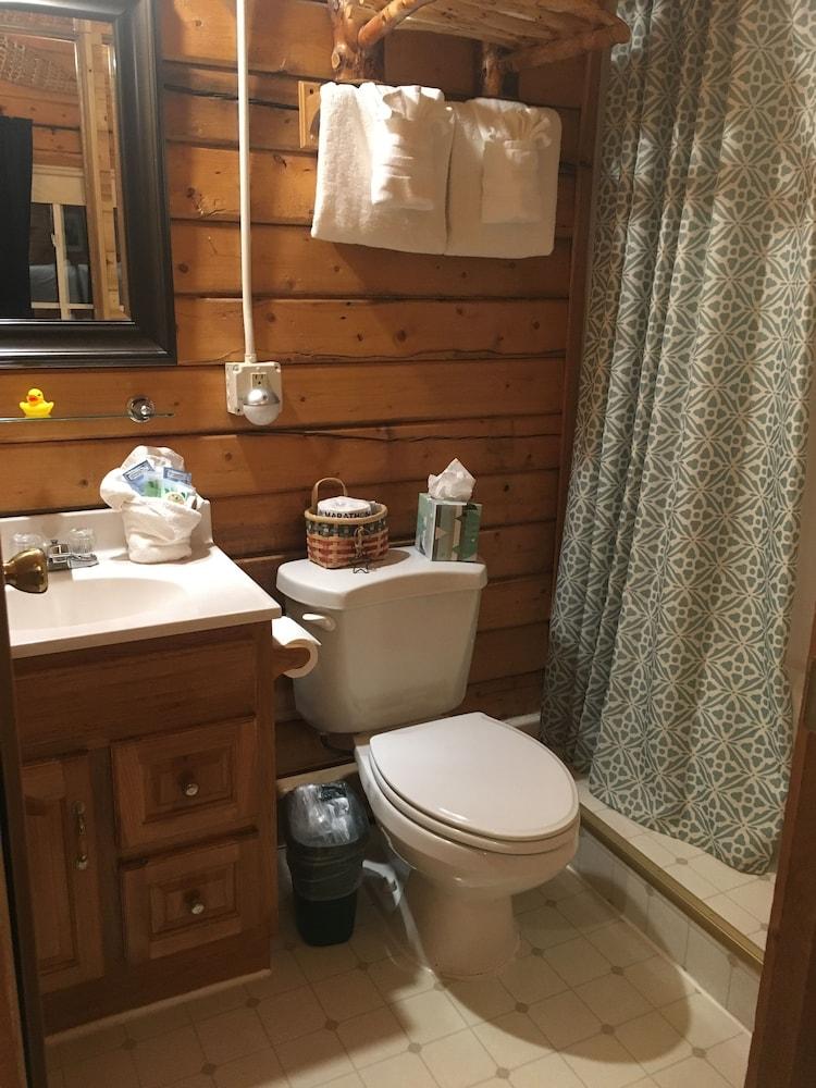 Earthsong Lodge photo 7