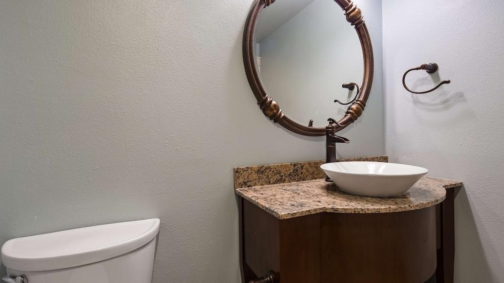 Best Western Plus Plaza Hotel photo 15