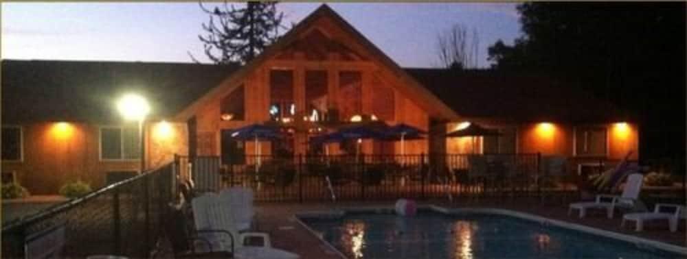 K&G Resort — hotel in Oswego