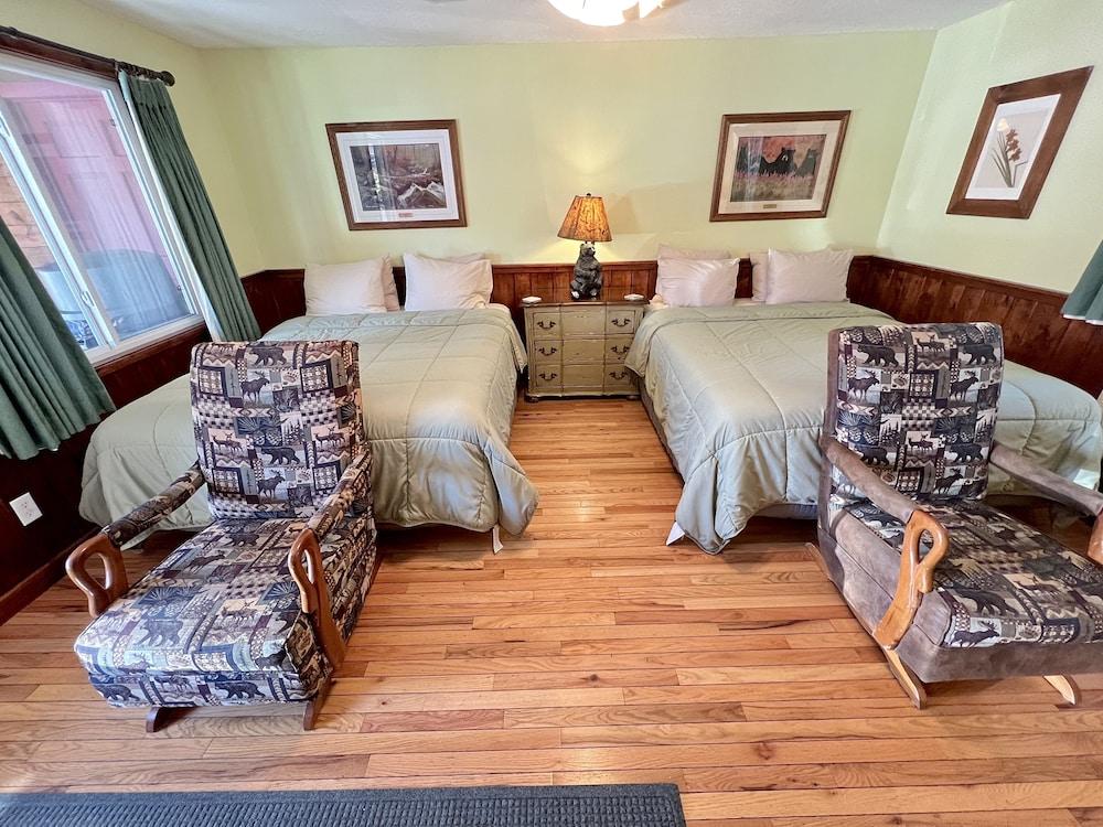 The Homestead Inn photo 86