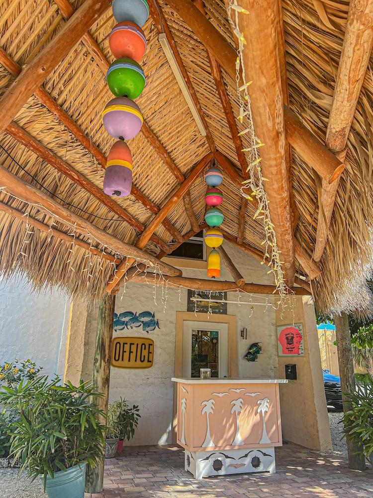 Sunset Cove Beach Resort photo 2
