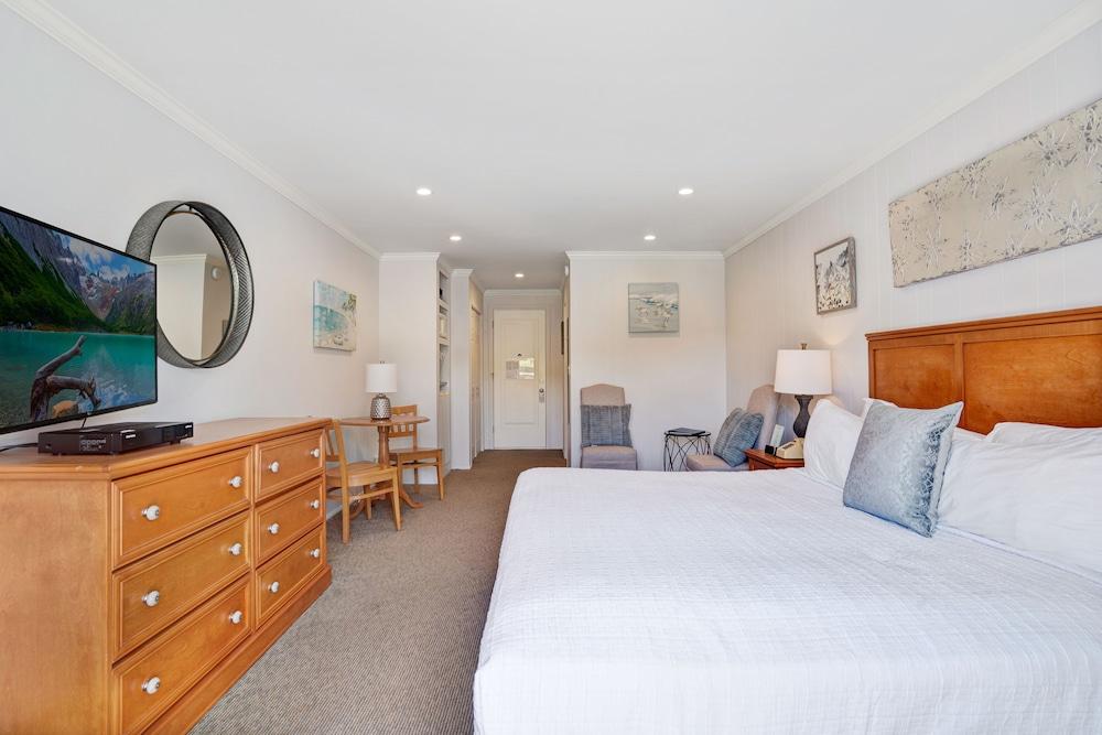 East Hampton House Resort photo 54