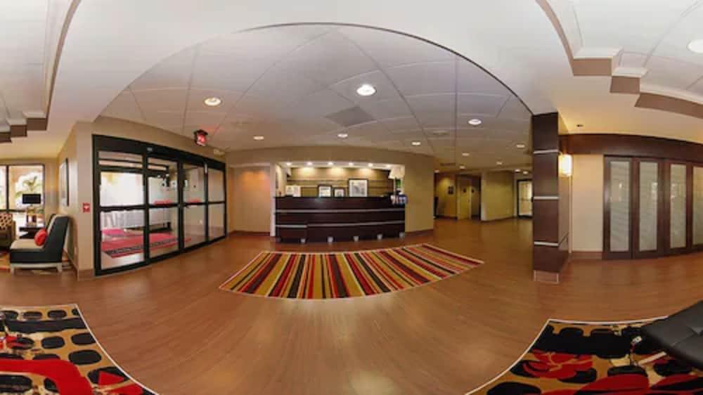 Hampton Inn Fort Myers-Airport & I-75 photo 25
